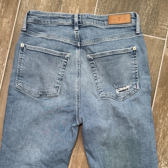 7 For All Mankind Luxe Vintage Ultra High Rise slim kick Button-Fly Jeans - Picture 4 of 10